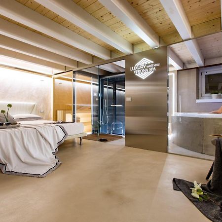 Luxury Wellness Verona Spa Apartment Bagian luar foto